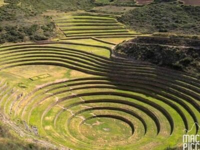 Day 1: CUSCO - CHINCHERO - MORAY - SALINERAS DE MARAS - OLLANTAYTAMBO - PISAC - CUSCO